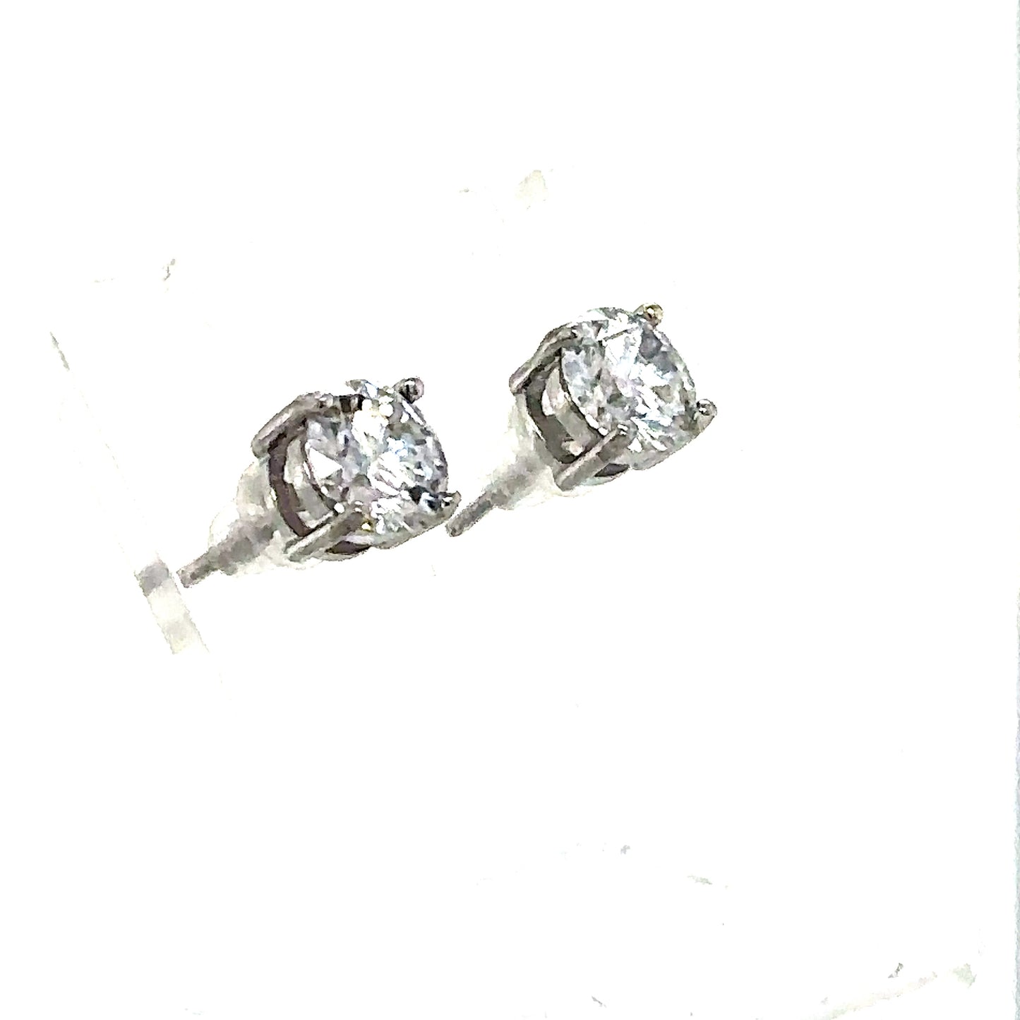 925 S.S. VVS Moissanite Solitaire Earrings