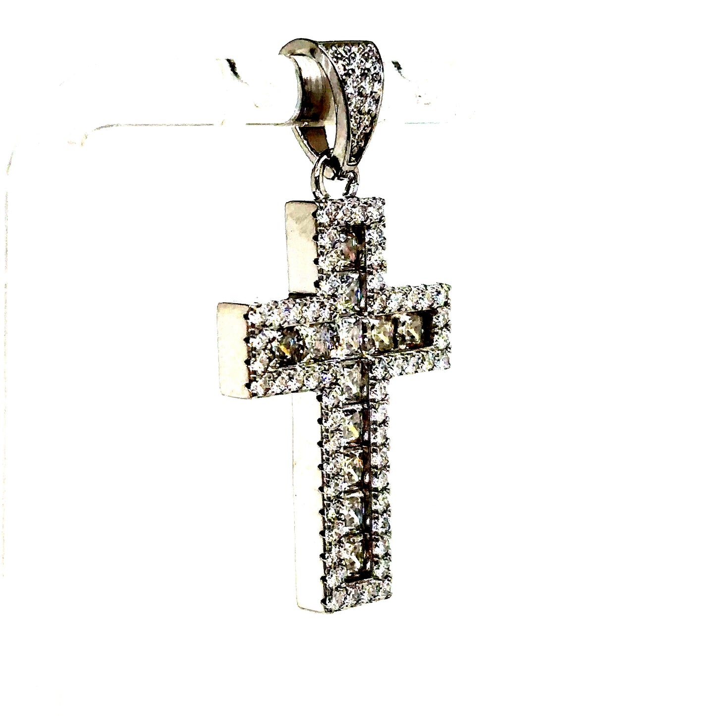 925 S.S. VVS Moissanite Cross Pendant