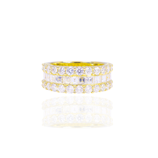 14k 3 Row Carre Cut Center Diamond Band