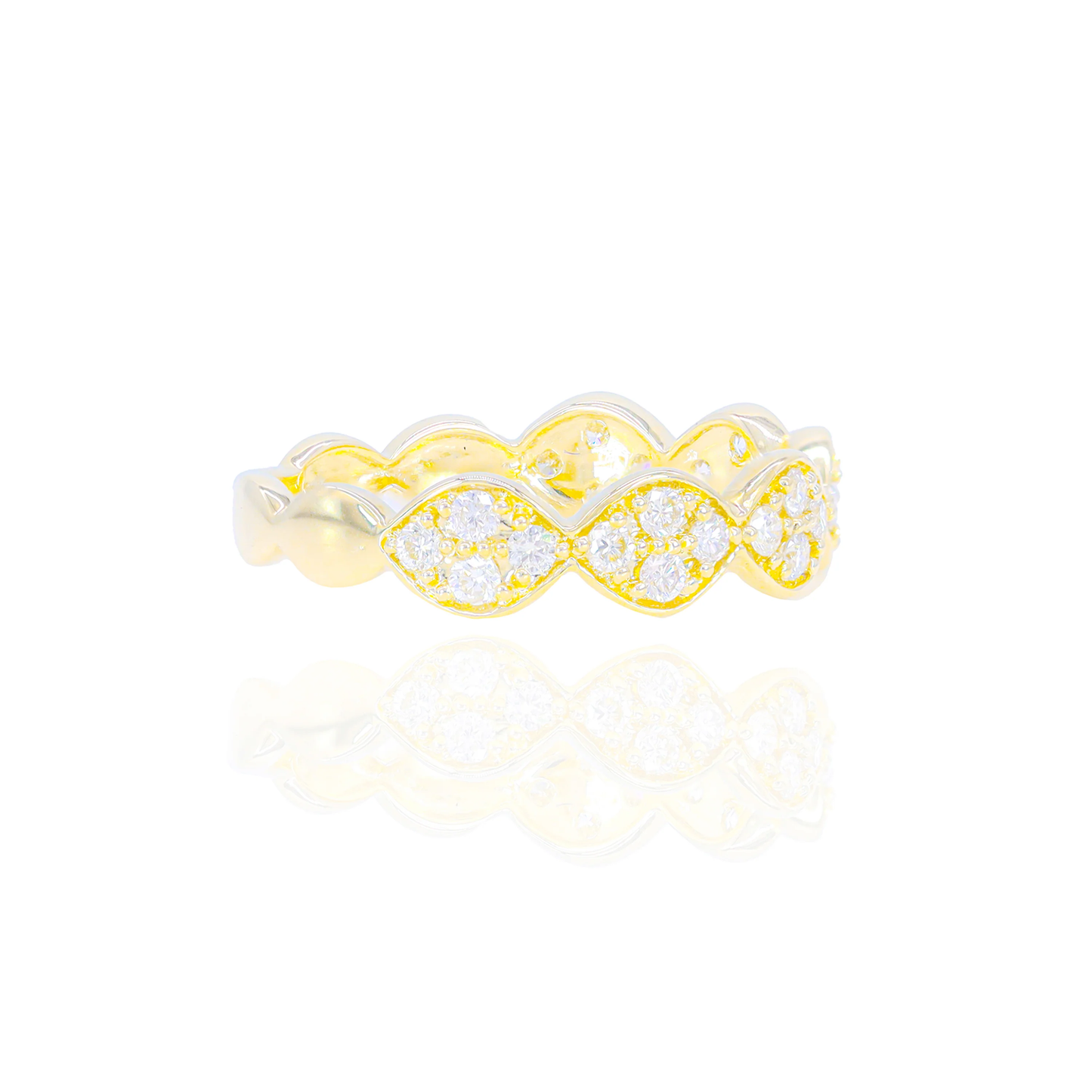 14k Yellow Gold Wavy Diamond Ring